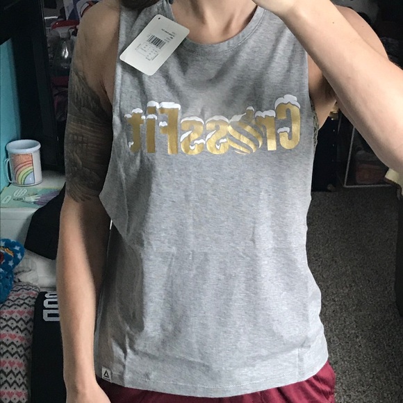 NWT Reebok CrossFit Holiday Christmas Tank - Picture 1 of 3